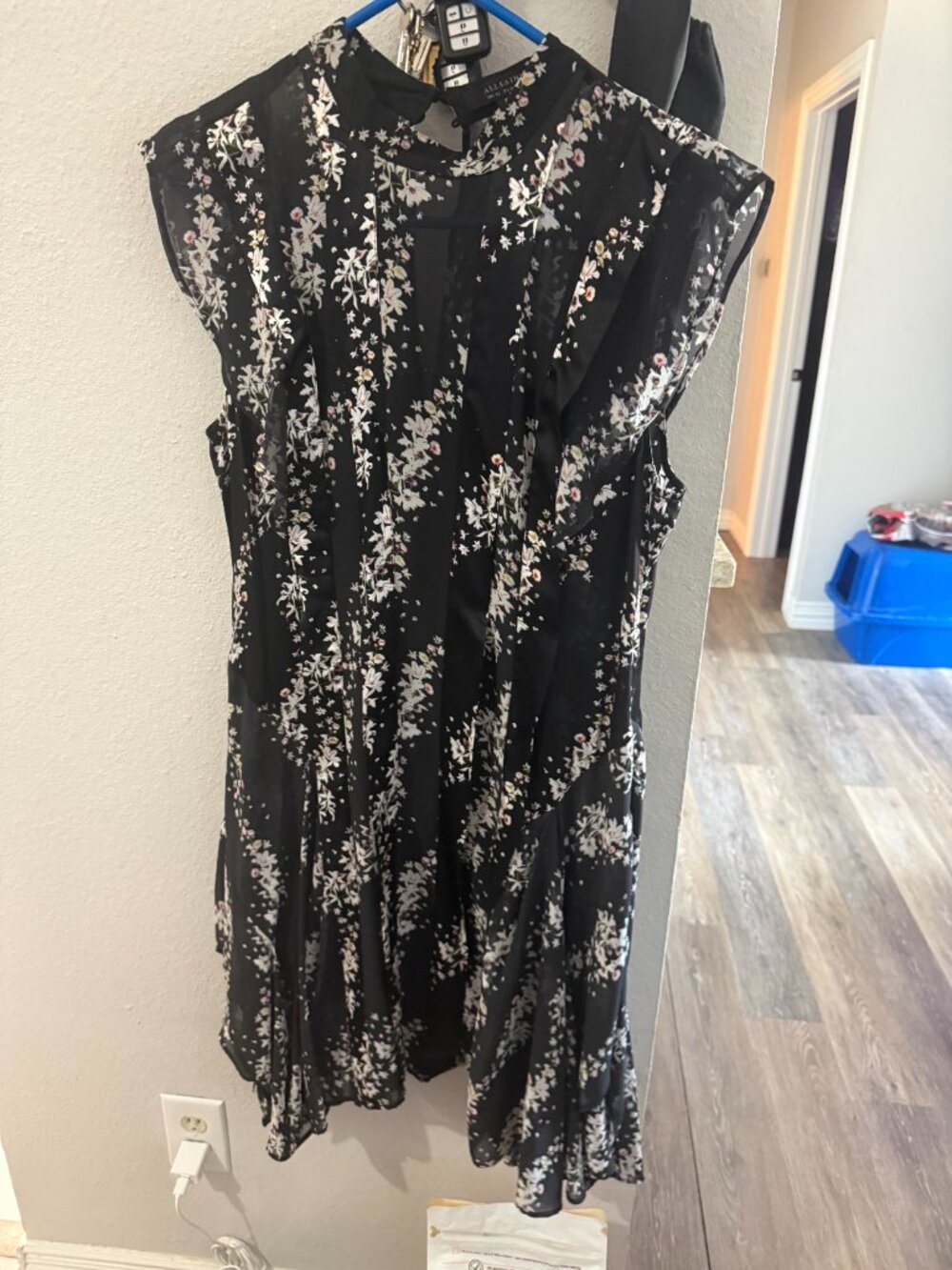 All saints Orsino 'fluer' cut sz US 8 / UK 12 NWOT